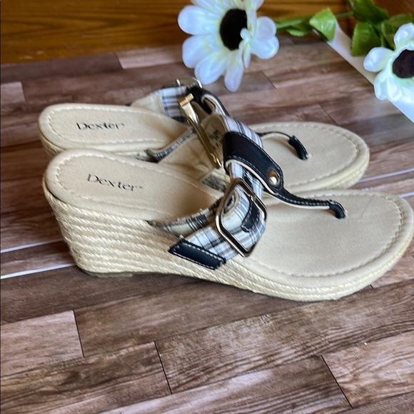 Dexter Black and Plaid Sandals - Picture 5 of 6